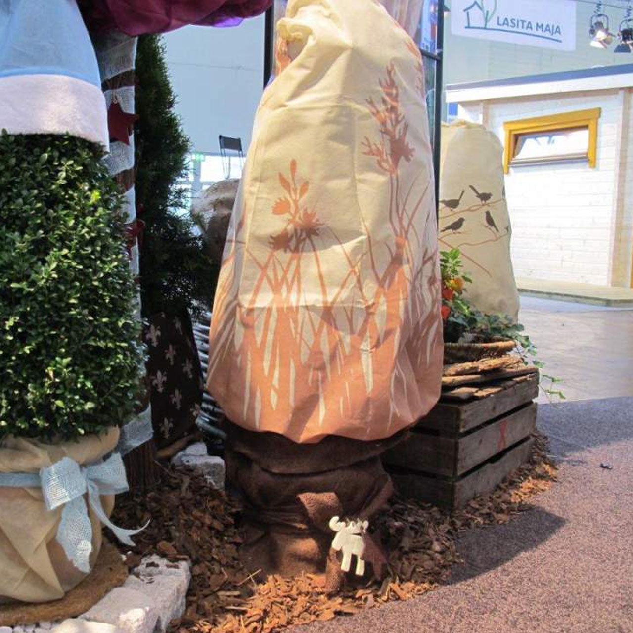 V28431_Winterschutz_Vlieshaube_Graeser_beige-braun_1_1280x1280.jpg