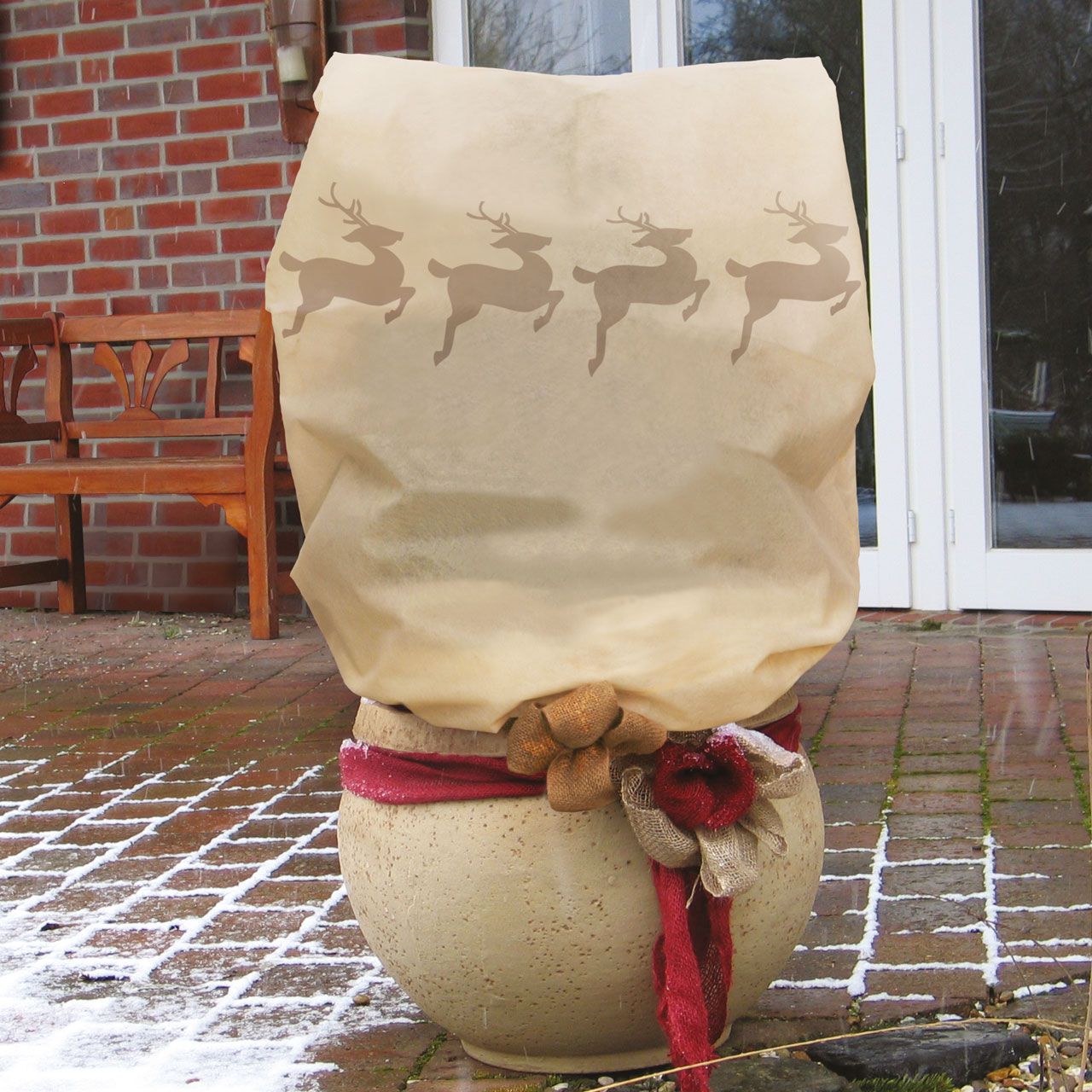 V28432_Winterschutz_Vlieshaube_Rentiere_beige-braun_2_1280x1280.jpg